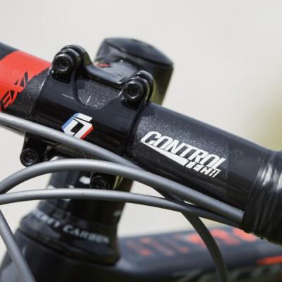 controltech carbon frame